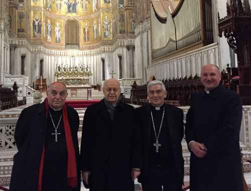 Il cardinale Romeo, il cardinale Baldisseri, monsignor Pennisi e don Nicola Gaglio