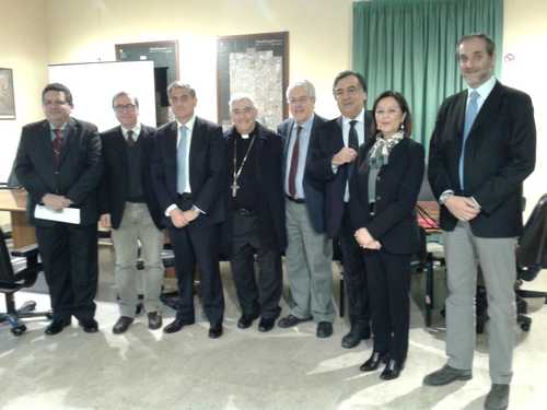 Foto di gruppo dopo la firma del protocollo