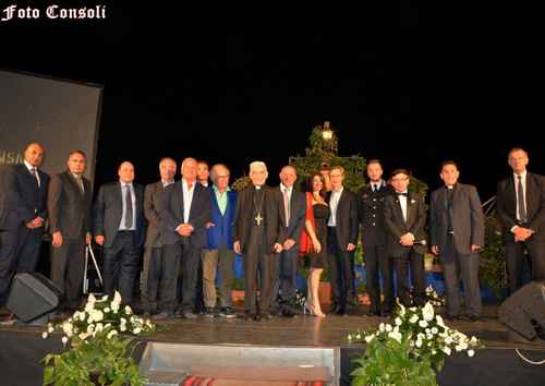Un momento della premiazione (foto Consoli)