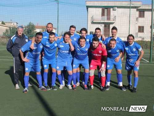 La squadra del Monreale che ha battuto la Stella del Mare