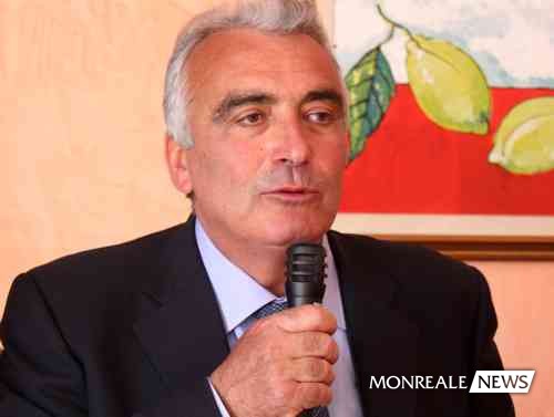 Il capogruppo di Alternativa Civica, Toti Gullo