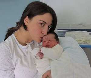 La signora Rosalia Ganci con il piccolo Ludovico Randazzo
