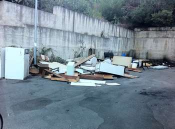 Come si presentava ieri sera piazza Tricoli lungo la circonvallazione