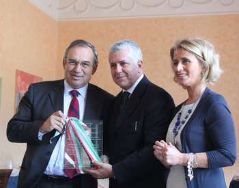 Il momento della premiazione di Monreale News