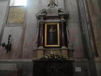 Il luogo dove risiedono le reliquie di San Luigi IX in cattedrale