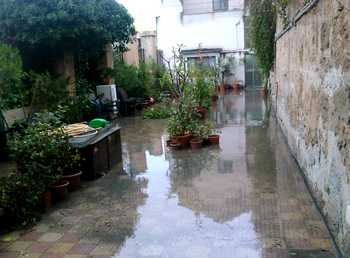 La terrazza allagata della Mattarella