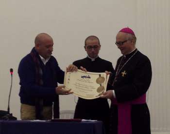 La consegna della pergamena