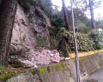 La rete posta in via Franzoni