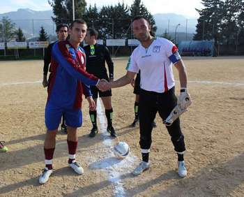 I capitani Rizzo e Talluto prima della gara d'andata