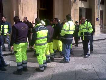 La manifestazione di ieri dei lavoratori Ato