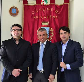Foto di rito dopo la stipula del protocollo