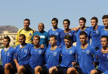 Una recente formazione della Parmonval (foto: Parla Sua Eccellenza)