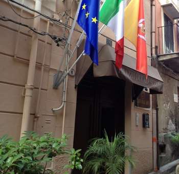 L'ingresso del 'Palazzo Ducale Suites'