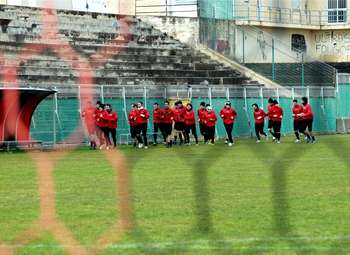 La Folgore in allenamento in una foto d'archivio (foto Pompei)