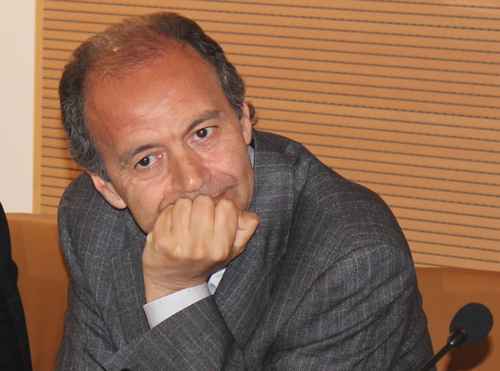 Il prefetto, Giuseppe Caruso giuseppe caruso