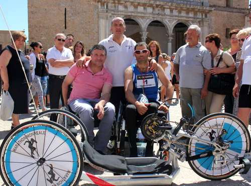 Salvo Campanella con la sua handbike