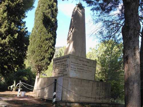 Il monumento ai caduti di San Martino delle Scale