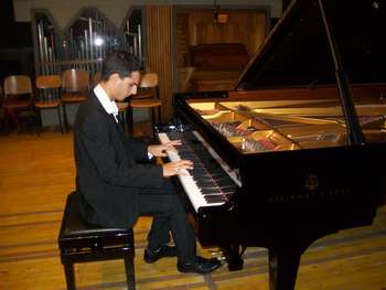 Il pianista Giuseppe Grippi
