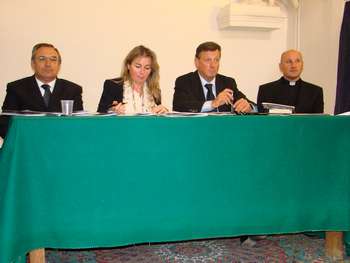 Un momento della conferenza stampa
