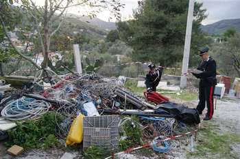 La discarica sequestrata dai carabinieri