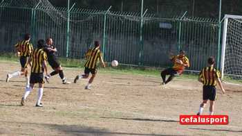 Il 2° gol dell'Audace, siglato da Messina (fonte Cefalusport)
